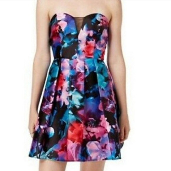 NWT B. Darlin Strapless Floral Dress Size 1/2 - Picture 1 of 6